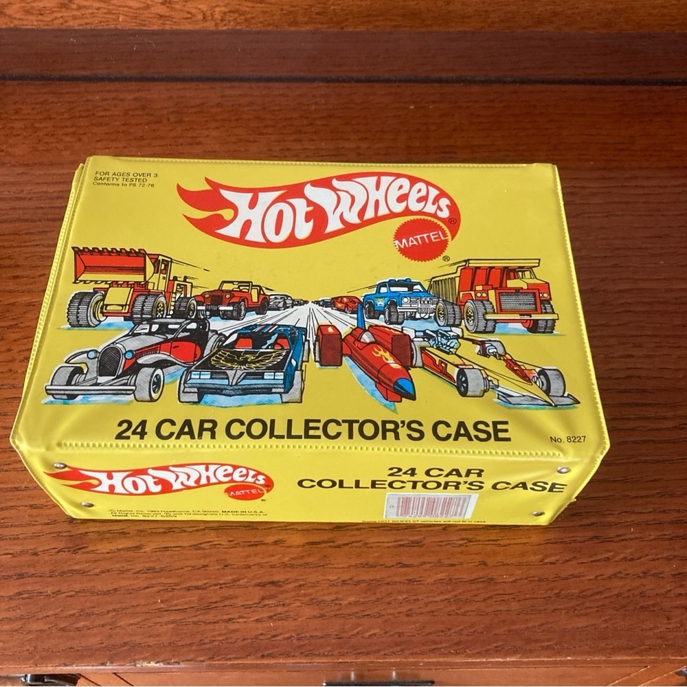 Mattel Hot Wheels 24 car collector's 1983 edition